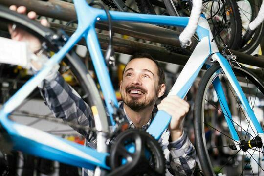 Measure the frame and pick the right size of a bike