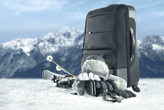 Was soll man für einen Skiurlaub voller Abenteuer einpacken?