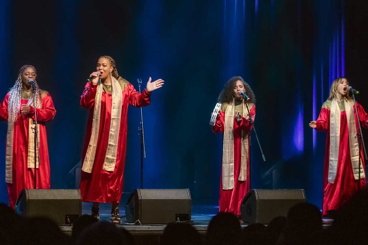 Adventní gospely 2025: Stella Jones & The Christmas Gospel Singers