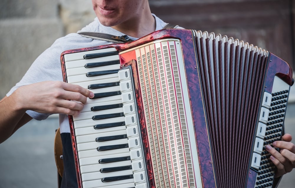 Jak vybrat akordeon – průvodce pro začátečníky