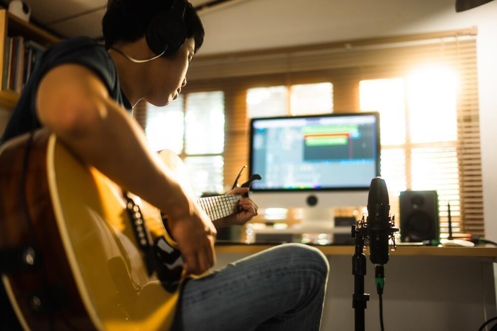 Blog image How to Start Music Production at Home – Beginner Guide